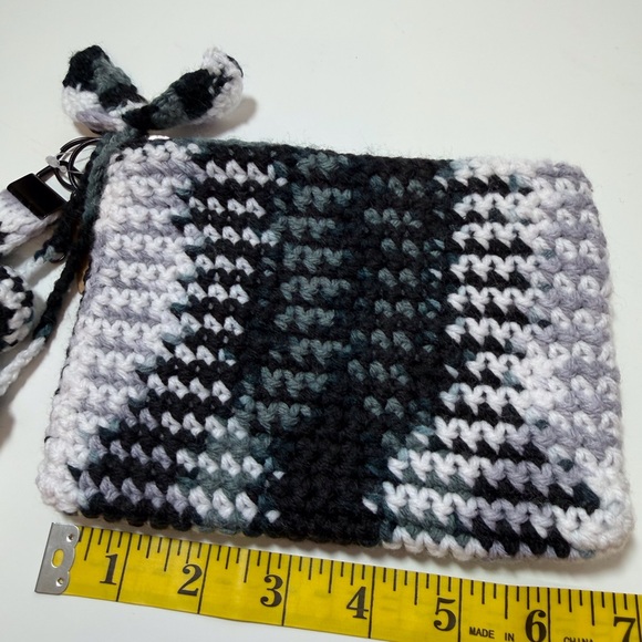 Crochet Black and White Crochet Wristlet - Picture 5 of 6